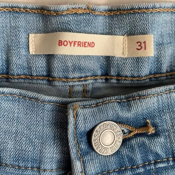Levi’s Jeans Size 31 Boyfriend Womens Used Light Wash Blue - Picture 5 of 9